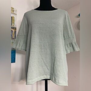 Women’s half sleeve top